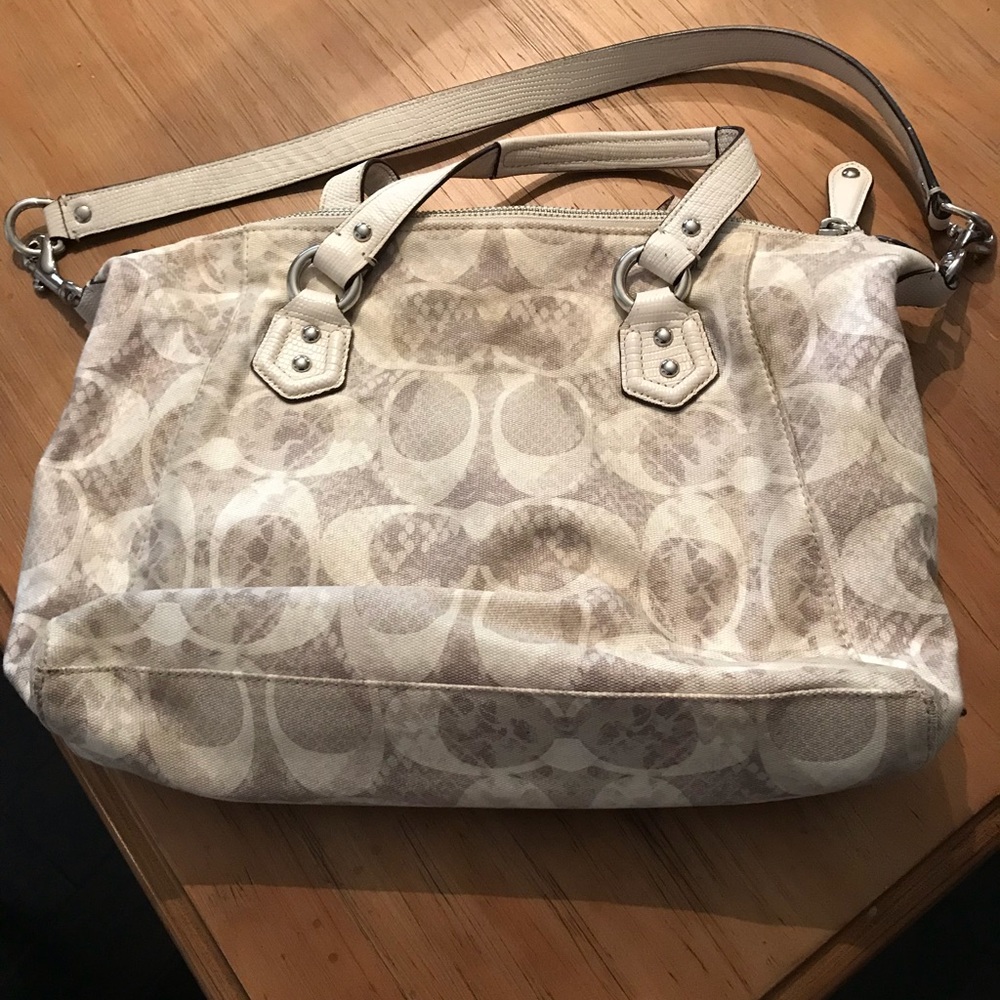 Authentic Coach - image 8